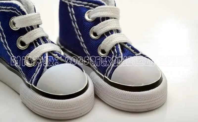 时尚升级：2025新款加绒运动鞋男款